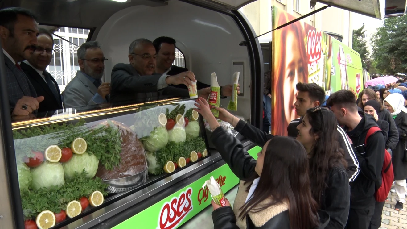 Turizm Fakültesi 2. Geleneksel Çiğ Köfte Günü etkinliği